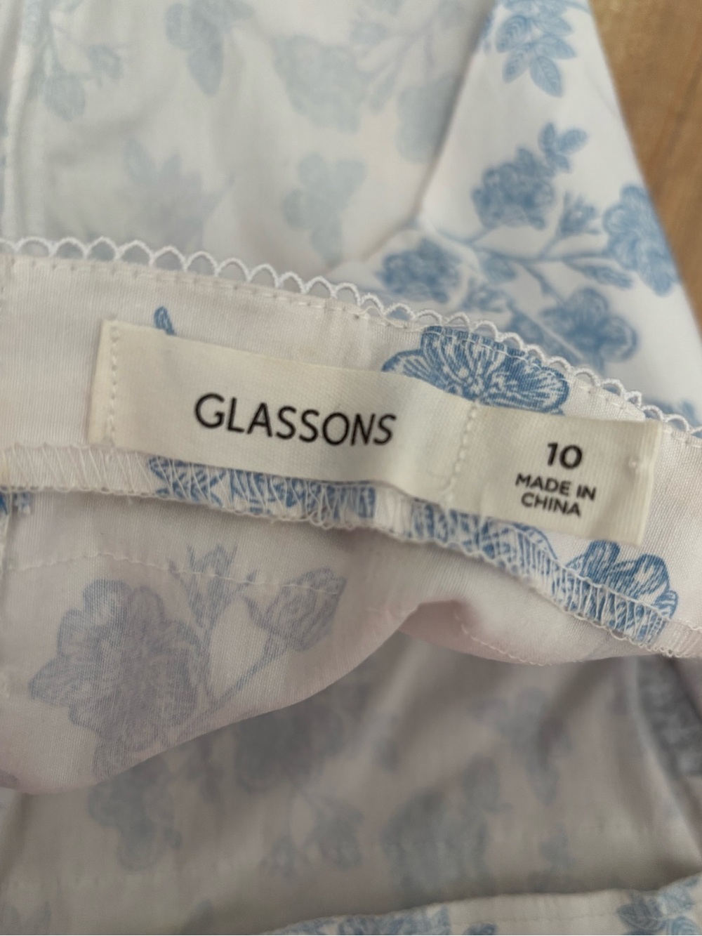 Glassons blue and white floral strapless corset top - Picture 3 of 5